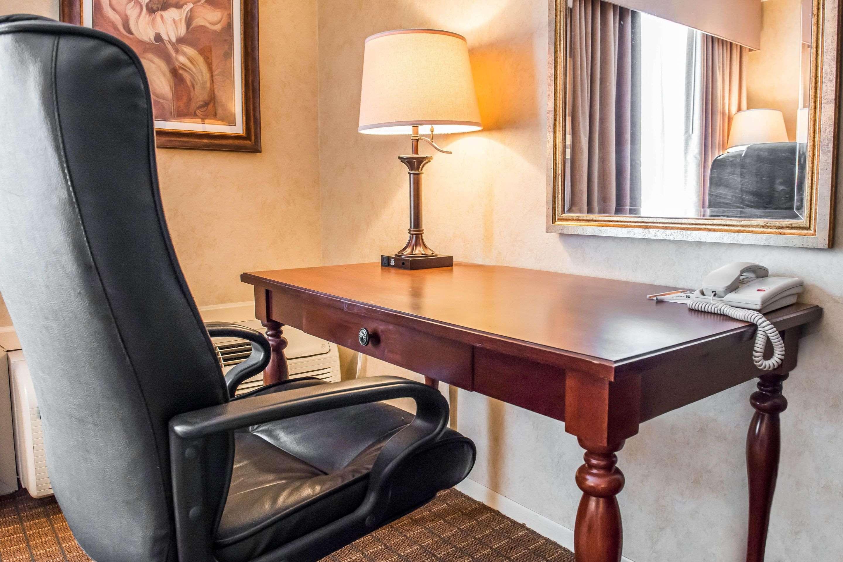 Quality Inn Pittsburgh Airport Oakdale Luaran gambar