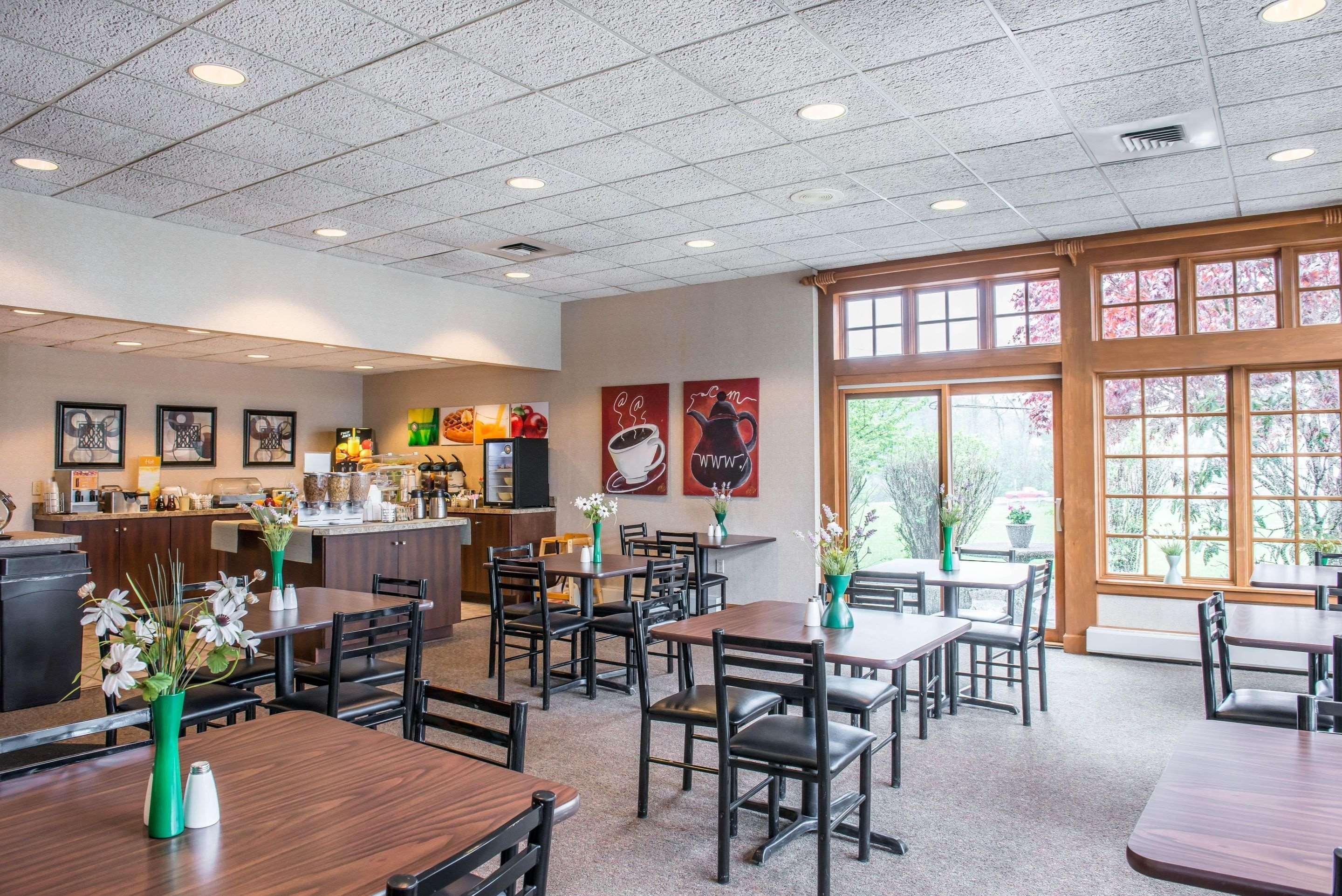 Quality Inn Pittsburgh Airport Oakdale Luaran gambar