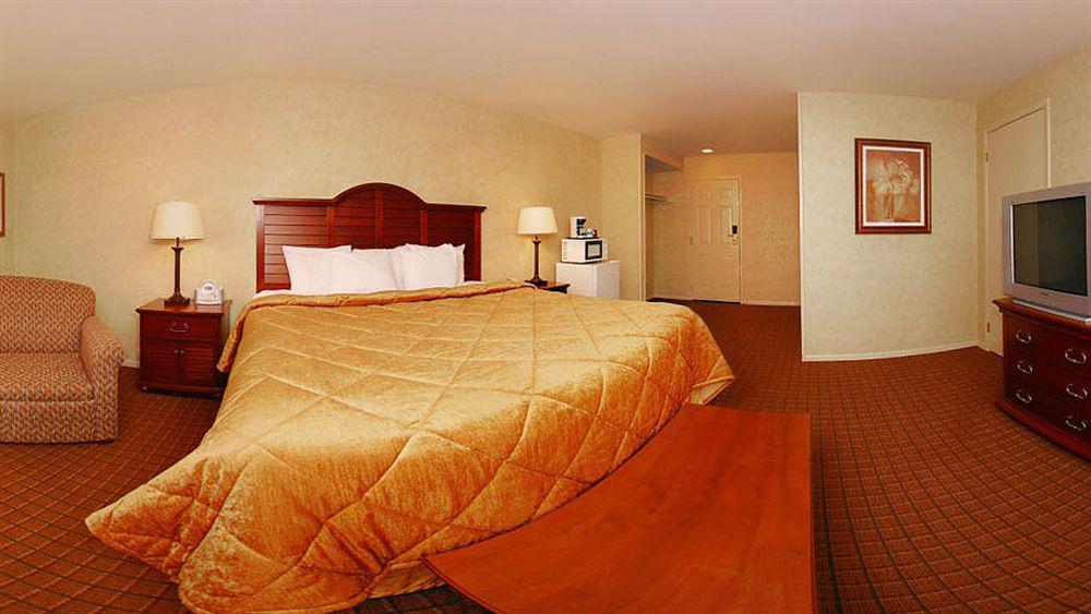 Quality Inn Pittsburgh Airport Oakdale Luaran gambar